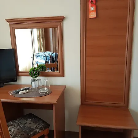 Konukevi Markovi *